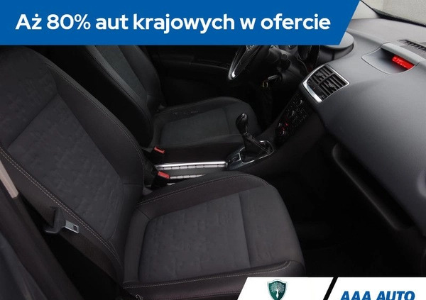 Opel Meriva cena 19000 przebieg: 258372, rok produkcji 2010 z Żarów małe 191